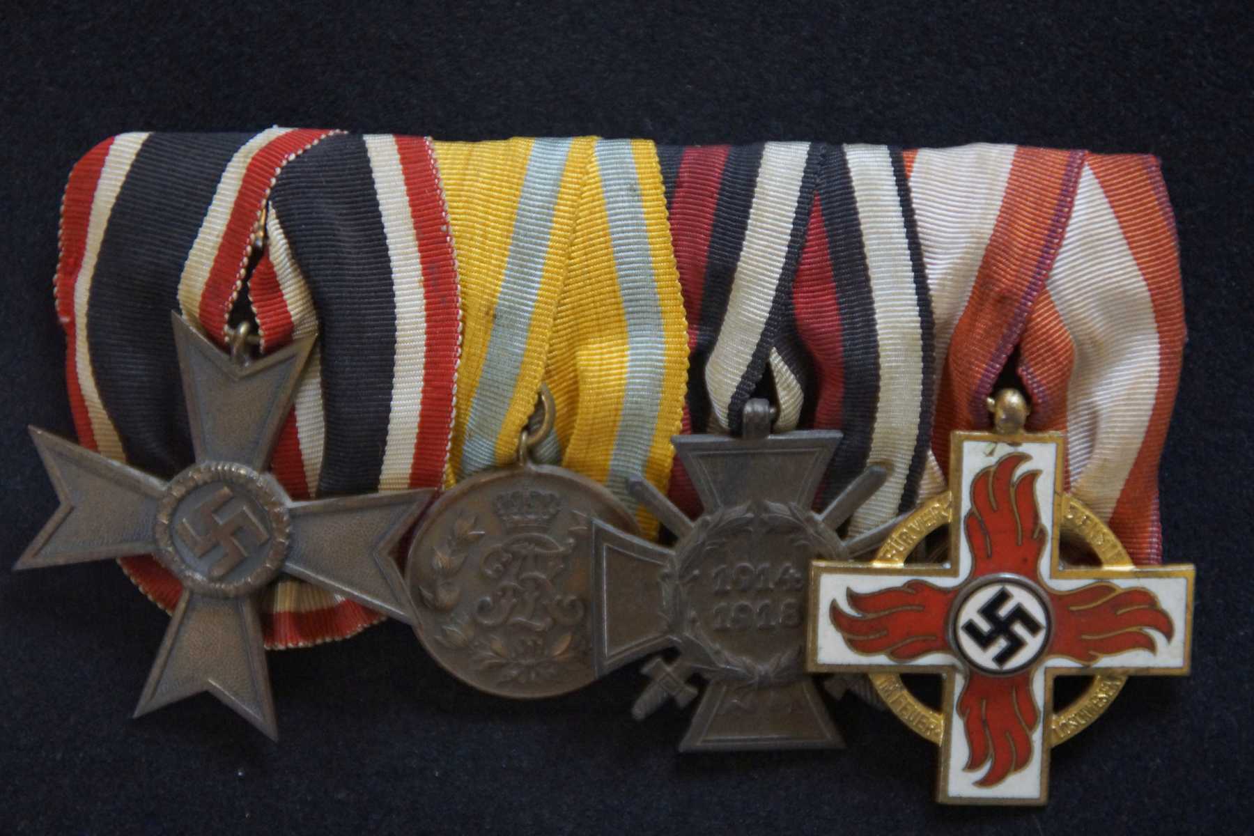 1938 Spange