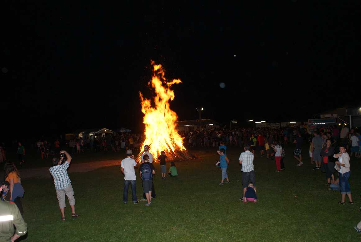 20120616 Sonnwendfeuer (10)