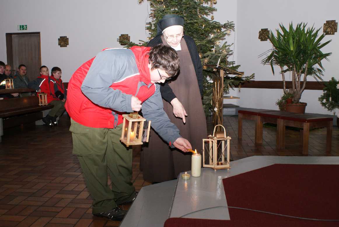 20101224 Friedenslicht (12)